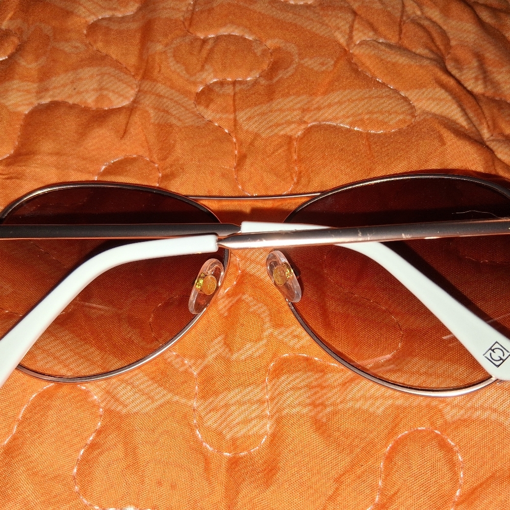 *bogo* Foster Grant Classic Aviator Sunglasses with Brown Lenses - Picture 2 of 3